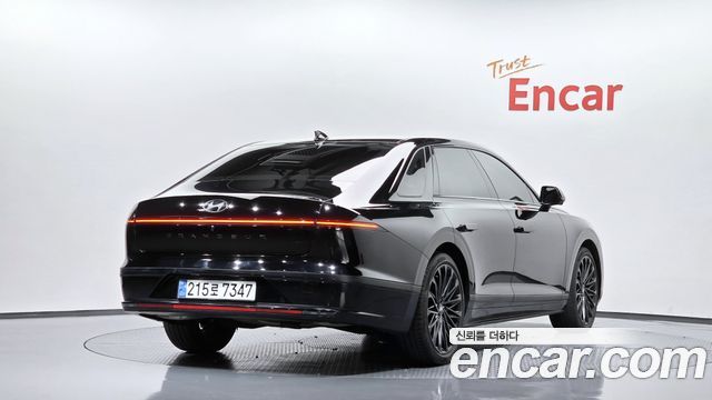 Hyundai Grandeur 2023 — photo 2