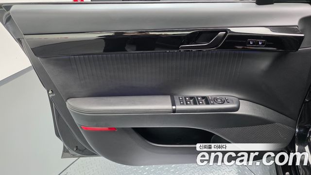 Hyundai Grandeur 2023 — photo 14