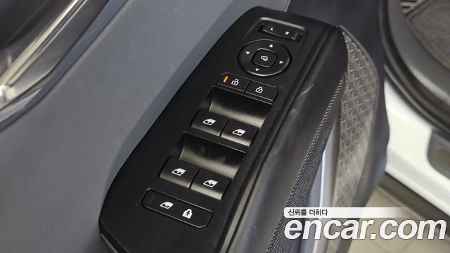 Kia EV9 2024 — photo 36