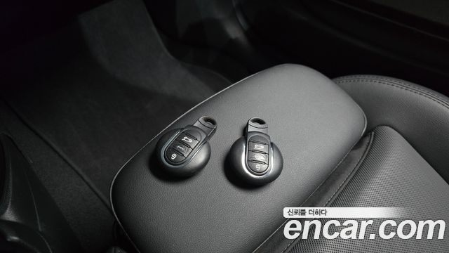 Mini Cooper 2024 — photo 20