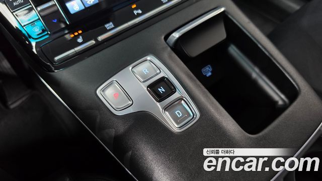 Hyundai Grandeur 2023 — photo 9