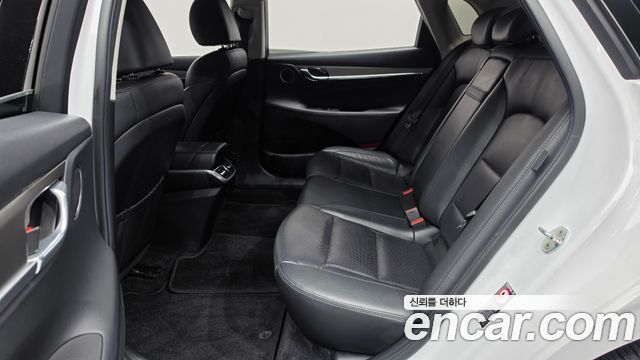 Hyundai Grandeur 2023 — photo 11