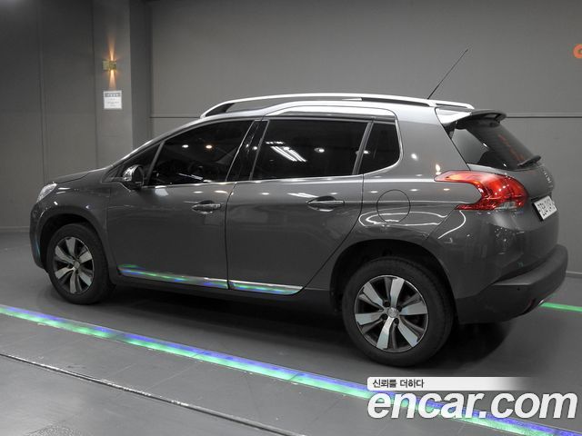 Peugeot 2008 2016 — photo 2