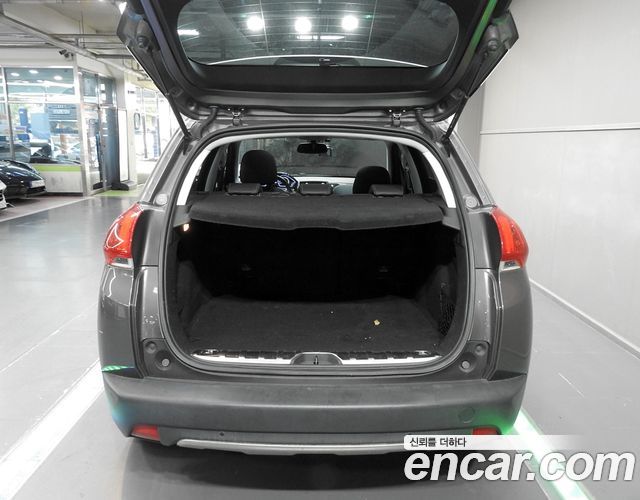 Peugeot 2008 2016 — photo 20