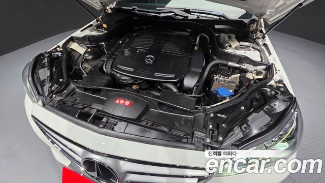 Mercedes-Benz E-Class 2016 — photo 6