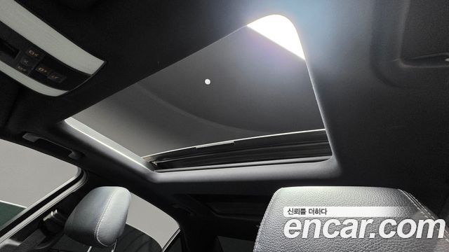 Mercedes-Benz E-Class 2016 — photo 16
