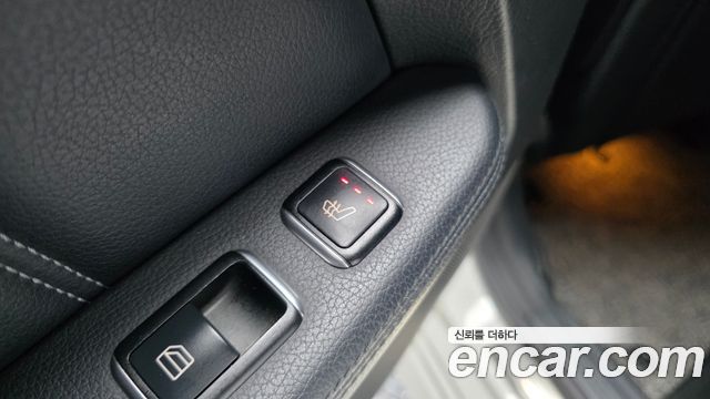 Mercedes-Benz E-Class 2016 — photo 19
