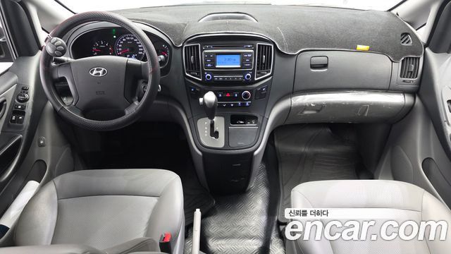 Hyundai Starex 2016 — photo 10