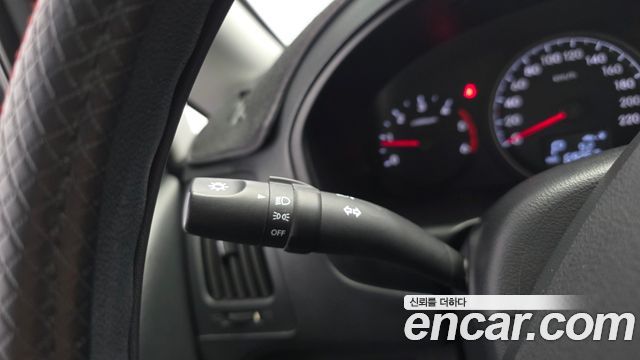 Hyundai Starex 2016 — photo 24