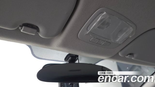 Hyundai Starex 2016 — photo 25