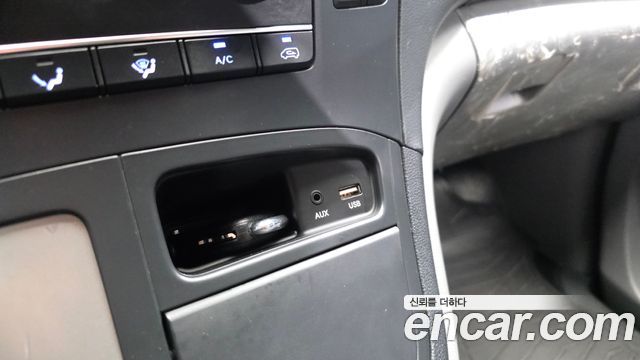 Hyundai Starex 2016 — photo 31