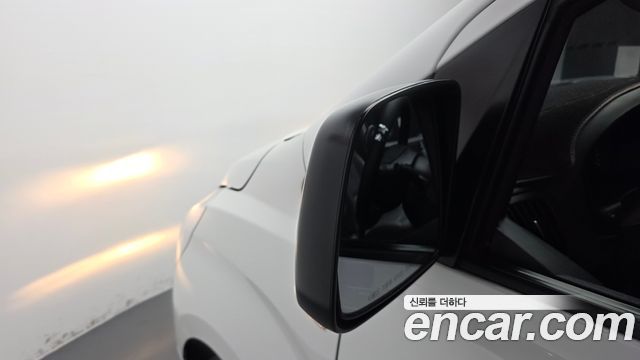 Hyundai Starex 2016 — photo 32