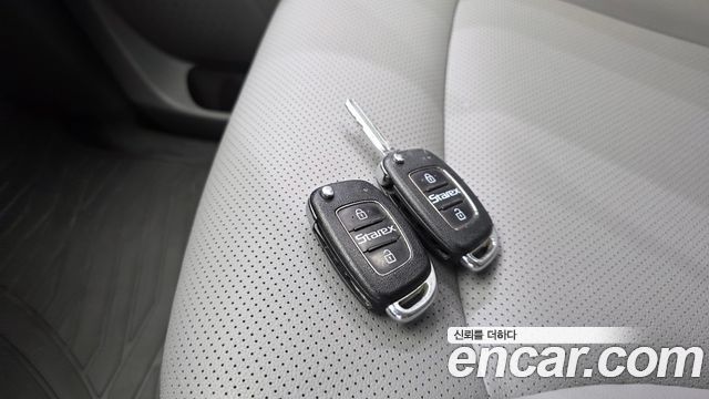Hyundai Starex 2016 — photo 35