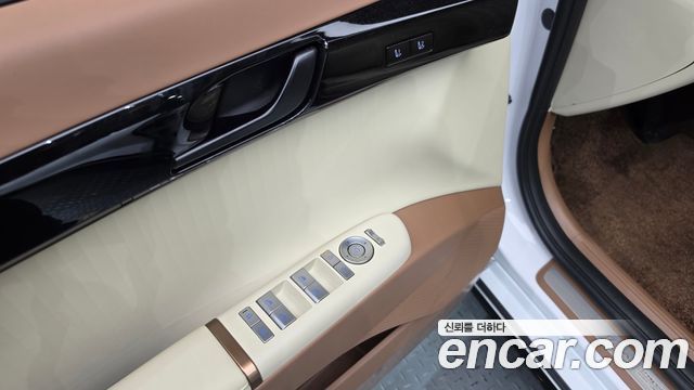 Hyundai Grandeur 2025 — photo 28