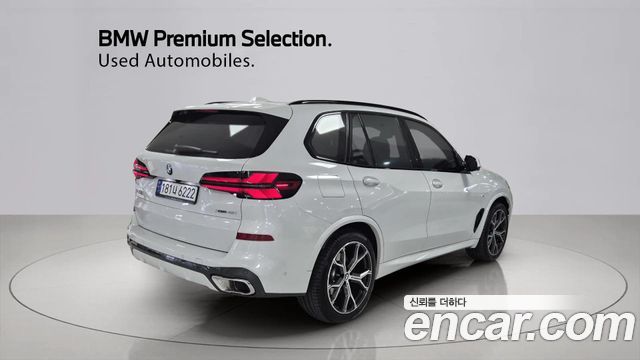 BMW X5 2025 — photo 2