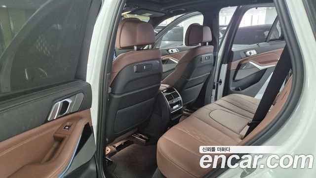 BMW X5 2025 — photo 11
