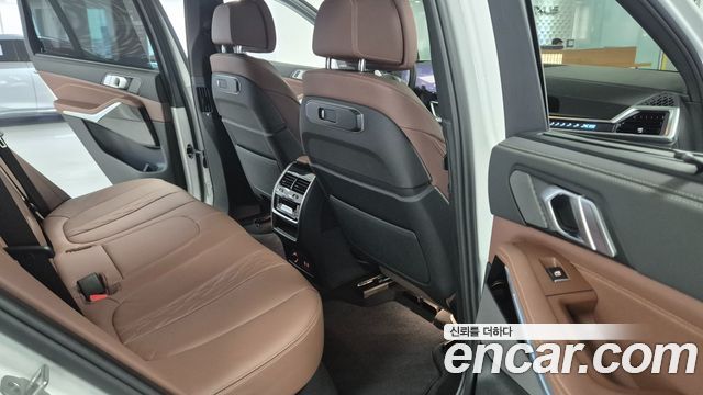 BMW X5 2025 — photo 12