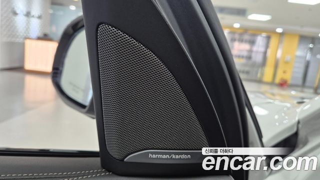 BMW X5 2025 — photo 17