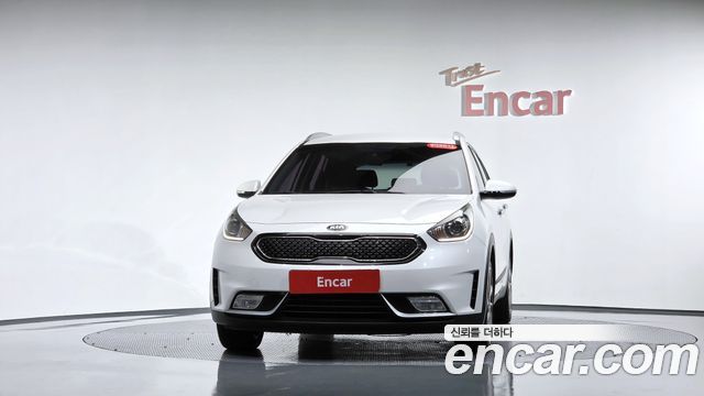 Kia Niro 2017 — photo 3