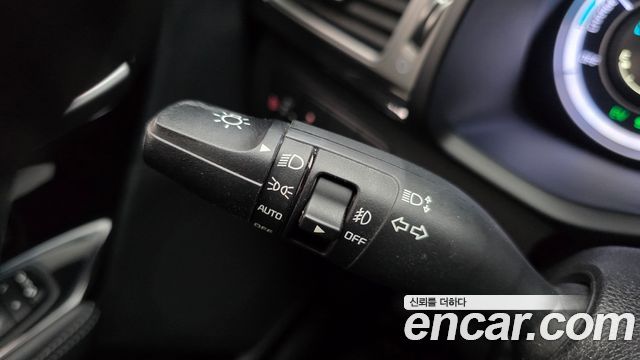 Kia Niro 2017 — photo 29