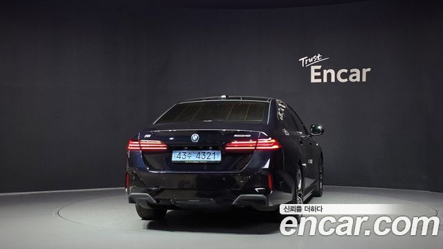 BMW i5 2024 — photo 4