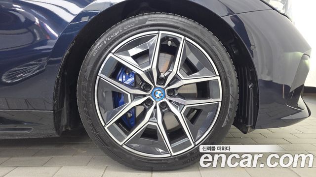 BMW i5 2024 — photo 7