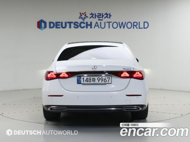 Mercedes-Benz E-Class 2024 — photo 4