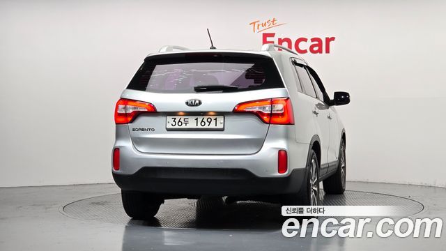 Kia Sorento 2013 — photo 4