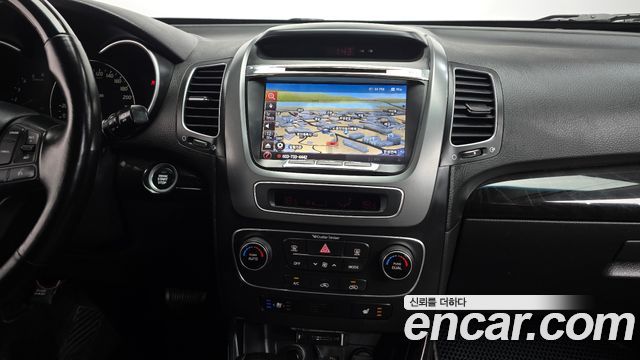 Kia Sorento 2013 — photo 14