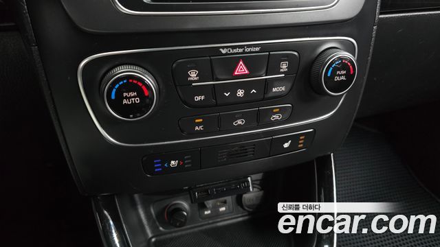 Kia Sorento 2013 — photo 17