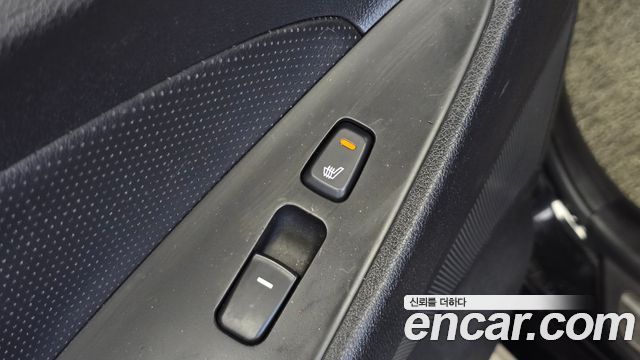 Hyundai Sonata 2012 — photo 19