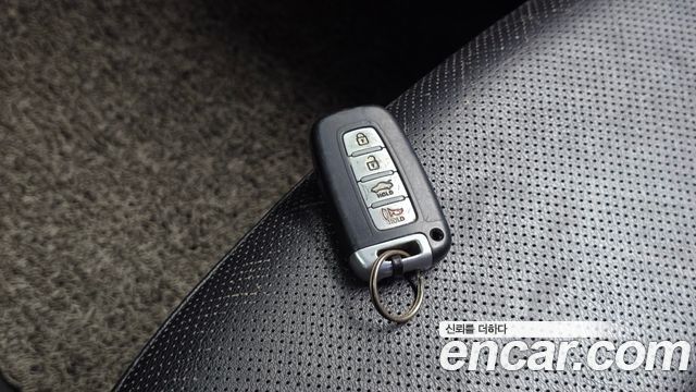 Hyundai Sonata 2012 — photo 23