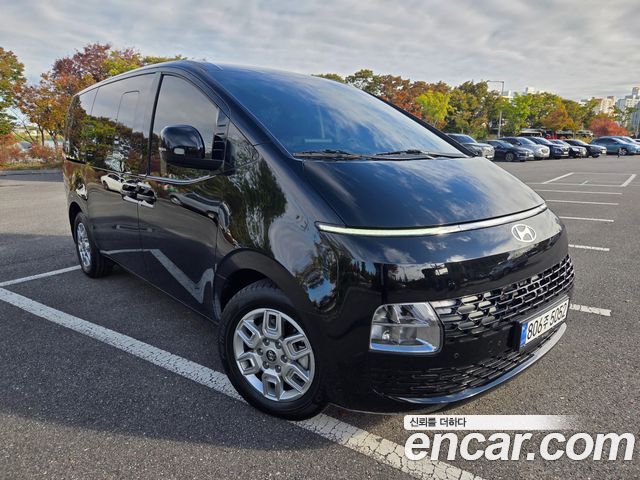 Hyundai Staria 2025 — photo 6