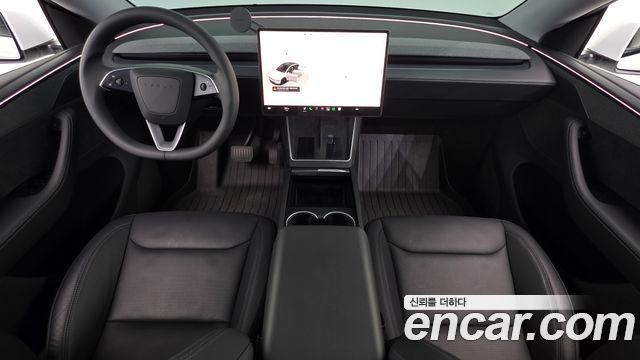 Tesla Model Y 2025 — photo 10