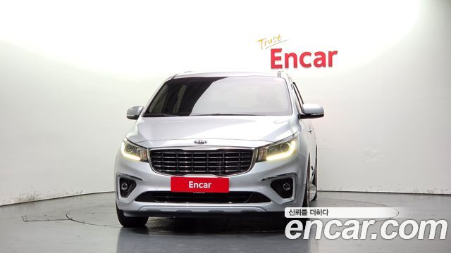 Kia Canival 2020 — photo 3