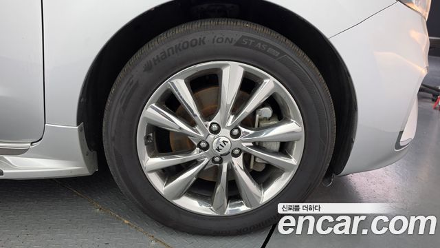 Kia Canival 2020 — photo 5