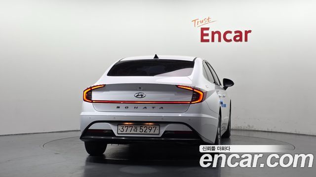 Hyundai Sonata 2022 — photo 4