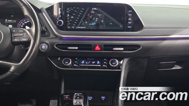 Hyundai Sonata 2022 — photo 21