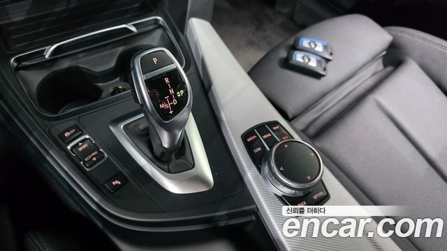 BMW 3-Series 2017 — photo 12