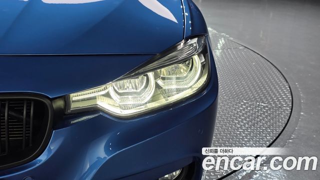 BMW 3-Series 2017 — photo 8
