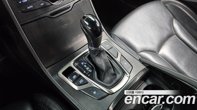 Hyundai Grandeur 2014 — photo 12