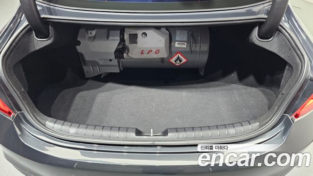 Hyundai Grandeur 2019 — photo 26