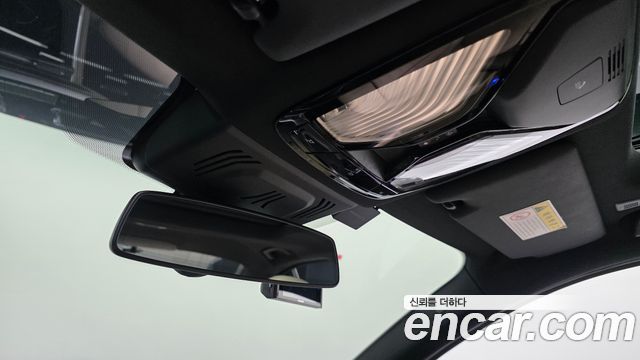 BMW 3-Series 2020 — photo 30