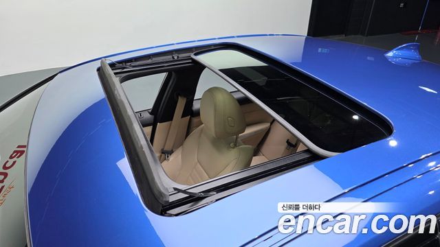 BMW 3-Series 2020 — photo 32