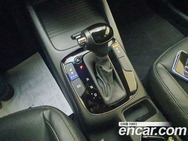 Kia K3 2016 — photo 12