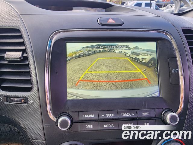 Kia K3 2017 — photo 12