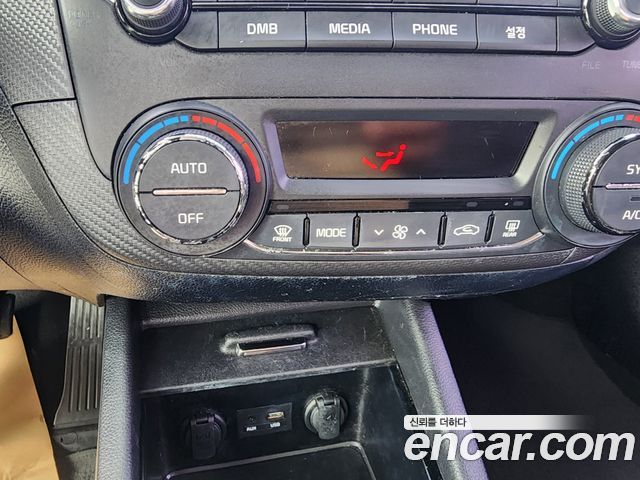 Kia K3 2017 — photo 13