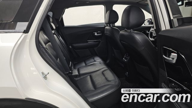 Kia Niro 2017 — photo 18