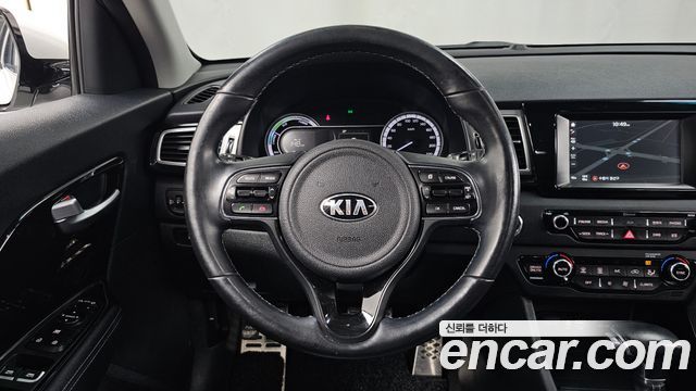 Kia Niro 2017 — photo 19