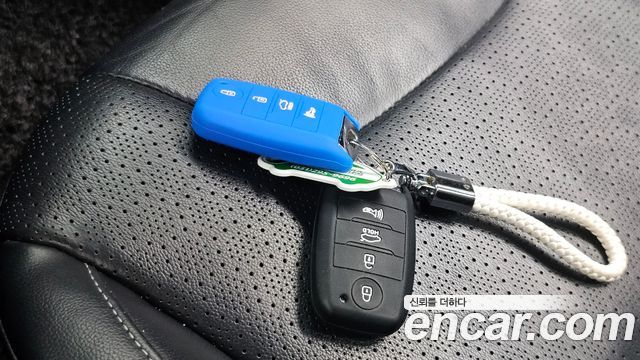 Kia Niro 2017 — photo 22